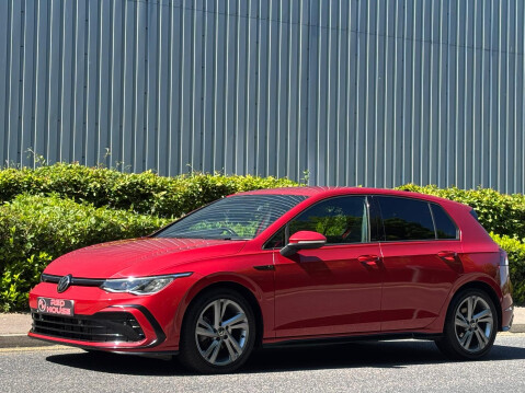 Volkswagen Golf R-LINE TSI 3