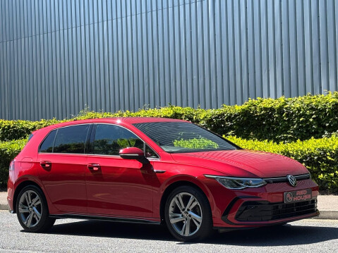 Volkswagen Golf R-LINE TSI 1