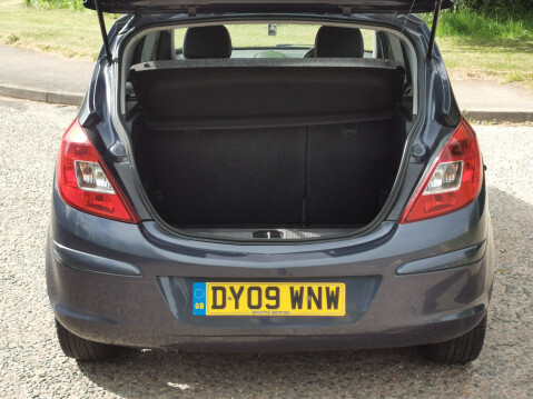 Vauxhall Corsa DESIGN 16V TWINPORT 26