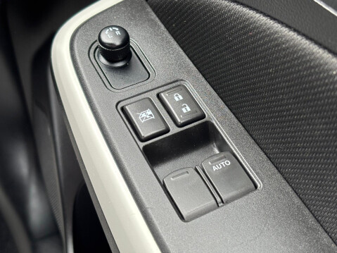 Suzuki Swift SZ-L DUALJET MHEV 22