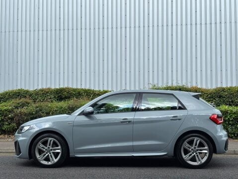 Audi A1 SPORTBACK TFSI S LINE 4