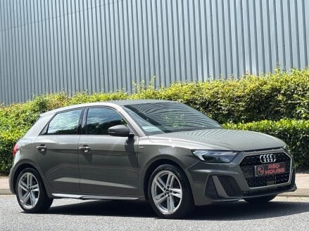 Audi A1 SPORTBACK TFSI S LINE