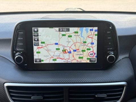 Hyundai TUCSON T-GDI SE NAV 17