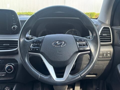 Hyundai TUCSON T-GDI SE NAV 13