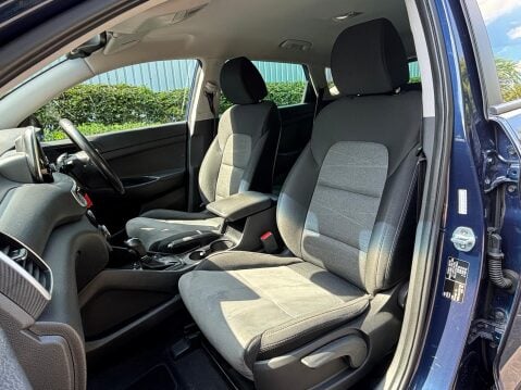 Hyundai TUCSON T-GDI SE NAV 14