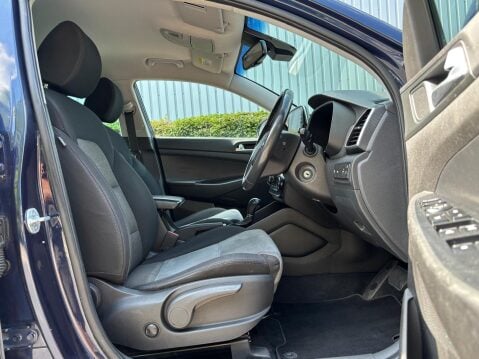 Hyundai TUCSON T-GDI SE NAV 11