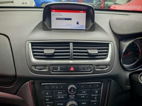 Vauxhall Mokka 1.6 Tech Line 2WD Euro 5 (s/s) 5dr 17