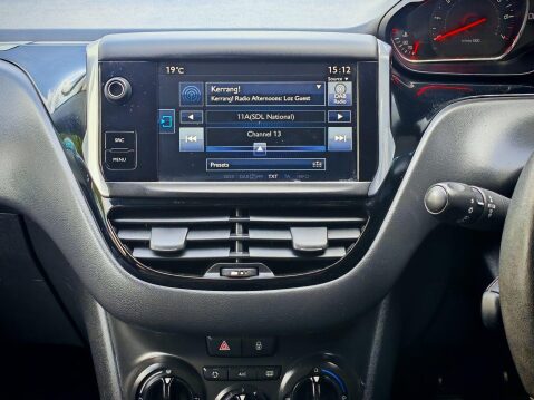 Peugeot 208 1.2 VTi PureTech Style Euro 6 5dr 10