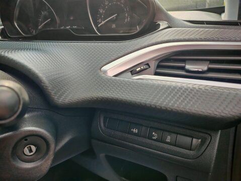 Peugeot 208 1.2 PureTech Allure Euro 6 5dr 18
