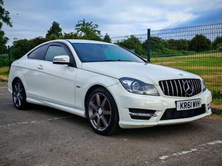 Mercedes-Benz C Class 2.1 C220 CDI BlueEfficiency AMG Sport G-Tronic+ Euro 5 (s/s) 2dr