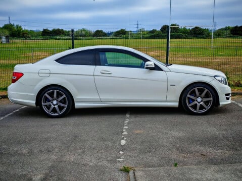 Mercedes-Benz C Class 2.1 C220 CDI BlueEfficiency AMG Sport G-Tronic+ Euro 5 (s/s) 2dr 7