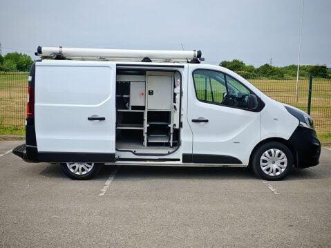 Vauxhall Vivaro 1.6 CDTi 2900 ecoFLEX L1 H1 Euro 5 (s/s) 5dr 6