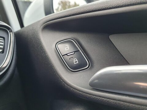 Ford Fiesta 1.1 Ti-VCT Zetec Euro 6 (s/s) 5dr 14