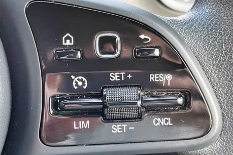 Mercedes-Benz Sprinter 314 Cdi L2 H2 Premium with Sat Nav 41