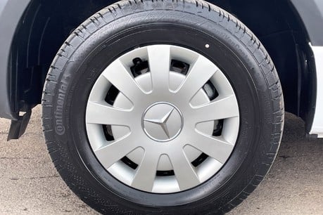 Mercedes-Benz Sprinter 315 Cdi L3 H2 Premium - Automatic 37