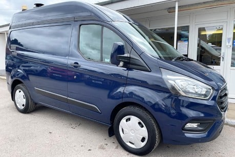 Ford Transit Custom 320 Trend L1 H2 130 ps with Air Con & Rear Camera 5