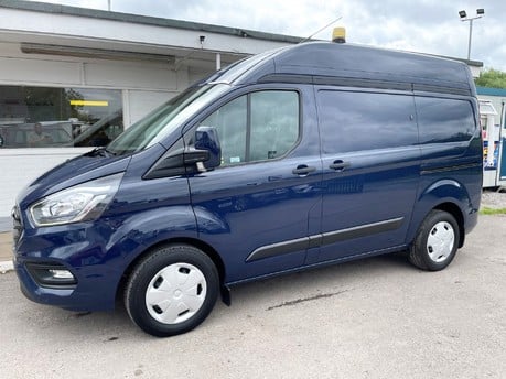 Ford Transit Custom 320 Trend L1 H2 130 ps with Air Con & Rear Camera