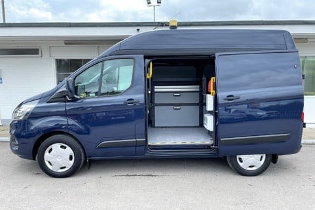 Ford Transit Custom 320 Trend L1 H2 130 ps with Air Con & Rear Camera 9
