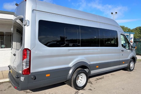 Ford Transit 460 Trend L4 H3 Bus 17 Seater 3