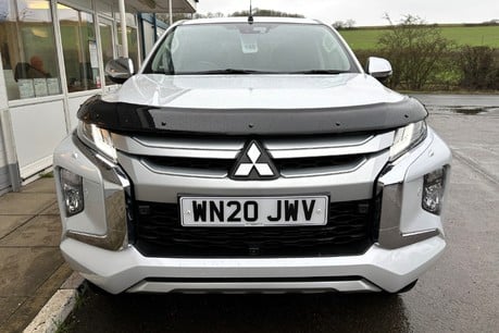 Mitsubishi L200 DI-D Barbarian X Double Cab with Roller Shutter 10