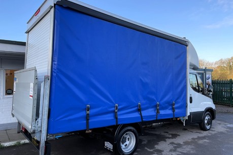 Iveco Daily 35C18HB Business Curtain Side Truck with Tail Lift 3