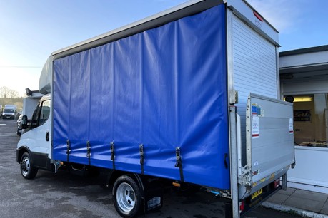 Iveco Daily 35C18HB Business Curtain Side Truck with Tail Lift 6