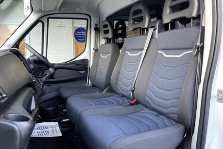 Iveco Daily 35C18HB Business Curtain Side Truck with Tail Lift 28