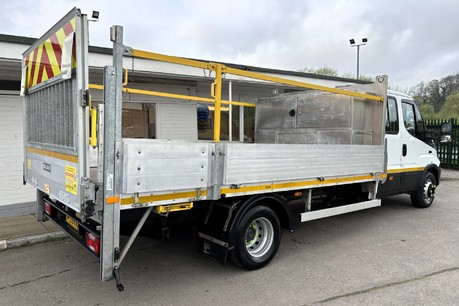 Iveco Daily 70C18 Crew Cab Dropside with Tail Lift - Air Con 3