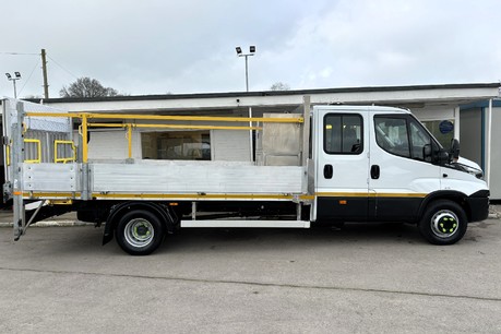 Iveco Daily 70C18 Crew Cab Dropside with Tail Lift - Air Con 10