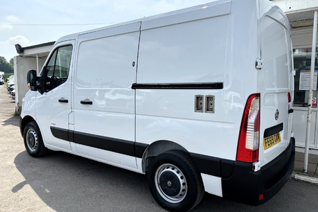 Vauxhall Movano L1H1 F3500 with Ionic Zero 0PPB Reach & Wash System 6