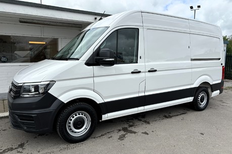 Volkswagen Crafter CR35 177 ps Tdi L2 H2 Trendline 4Motion DSG Panel Van 1