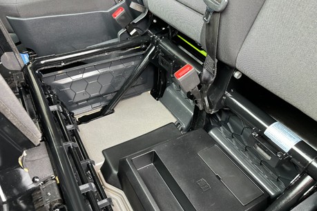 Volkswagen Crafter CR35 177 ps Tdi L2 H2 Trendline 4Motion DSG Panel Van 17