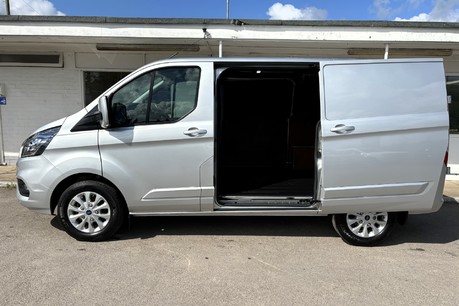 Ford Transit Custom 280 L1 130 ps Limited Panel Van 9