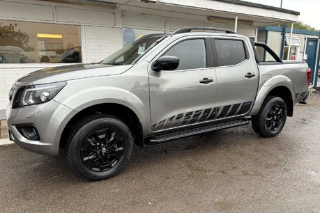 Nissan Navara 2.3 Navara N-Guard dCi Auto 4WD with Roller Shutter 1