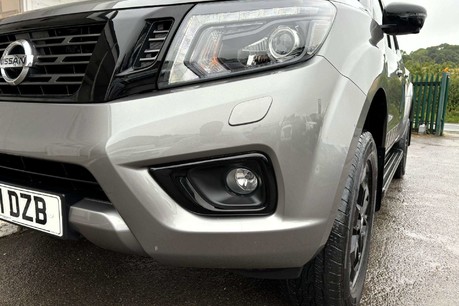 Nissan Navara 2.3 Navara N-Guard dCi Auto 4WD with Roller Shutter 25