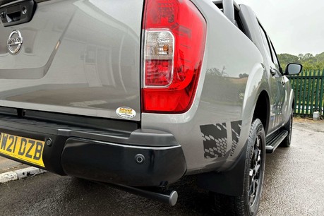 Nissan Navara 2.3 Navara N-Guard dCi Auto 4WD with Roller Shutter 28