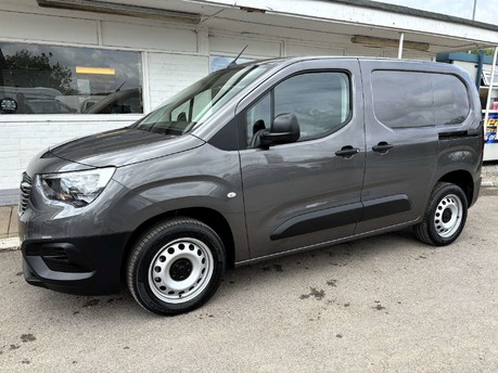 Vauxhall Combo 1.5 2300 Dynamic TD Panel Van with Air Con