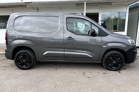 Citroen Berlingo 1000 Driver Blue HDi Auto - Rear Camera / Sat Nav 11