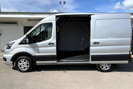 Ford Transit 310 L2 H2 130 ps Limited Selectshift Auto 9