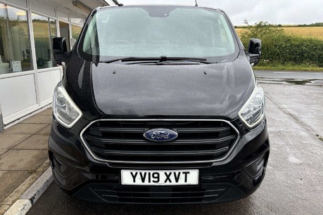 Ford Transit Custom 320 L2 Limited DCIV 170 ps Selectshift Auto 12