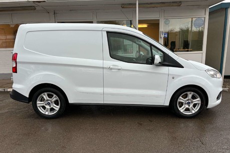 Ford Transit Courier 1.0 Ecoboost Limited - Sat Nav 11