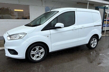 Ford Transit Courier 1.0 Ecoboost Limited - Sat Nav 1