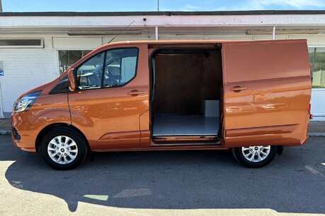 Ford Transit Custom 280 L1 Limited 130 ps Panel Van 9