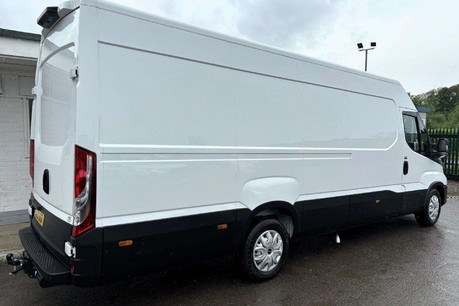 Iveco Daily 35S16B Xlwb Business Pack Panel Van - Auto 3