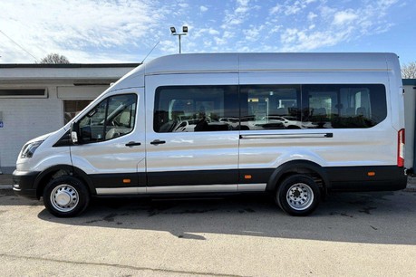 Ford Transit 460 L4H3 17 Seat Minibus - Auto 8