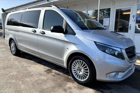 Mercedes-Benz Vito 119 Bluetec Tourer Select Auto 9 Seater 5