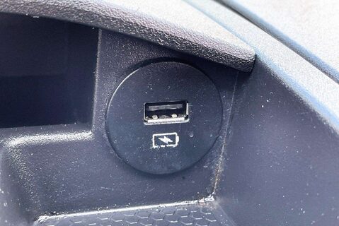 Iveco Daily 70c18 3.0 Dropside Truck 31