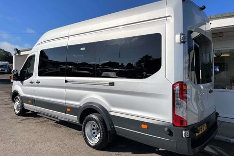 Ford Transit 2.2 Transit 460 Trend 17 Seater Minibus 6