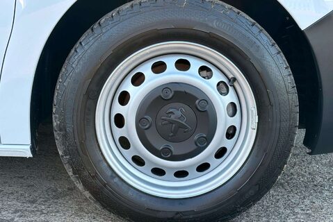 Peugeot Expert 1.5 Expert Professional Premium+ L1 Blue HDi 28