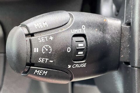 Peugeot Expert 1.5 Expert Professional Premium+ L1 Blue HDi 32